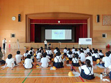 地理院講師の講演「測量の役割」